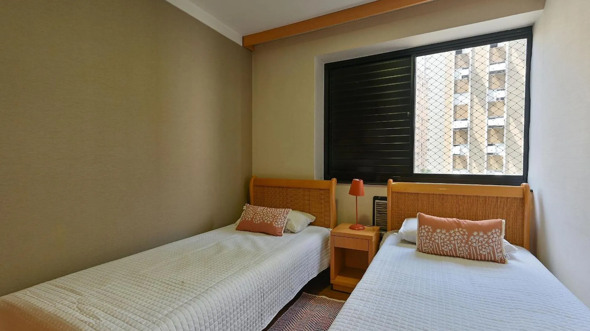 Flat Com Duas Suites Em Hotel Nos Jardins! Sao Paulo 0*,